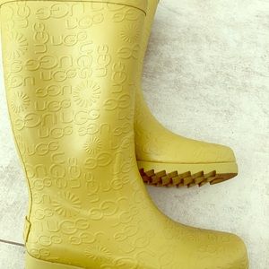 UGGs rain boots